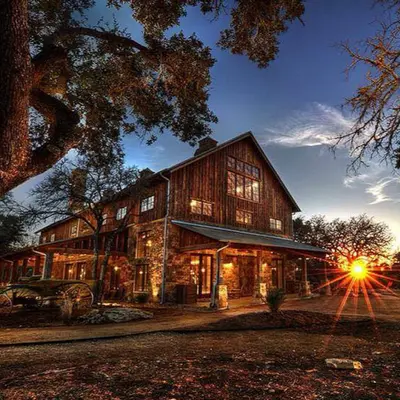 "Doc's Barn"